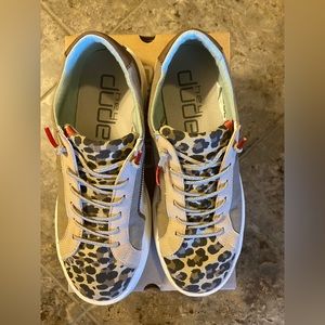 Hey Dude, like new, women’s size 9